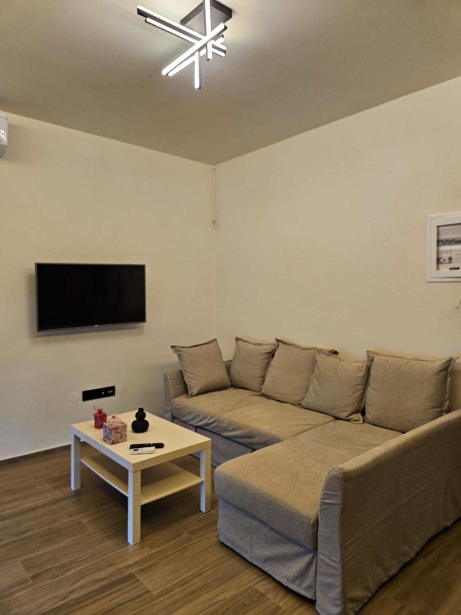 Jk Luxury Apartments Nea Chili Luaran gambar